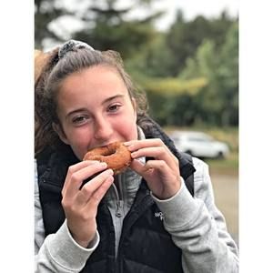 Meet your Posher, Hannah